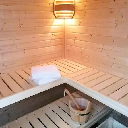 Landlustlausitz Mit Billard Und Sauna Bei Dresden Haeslich